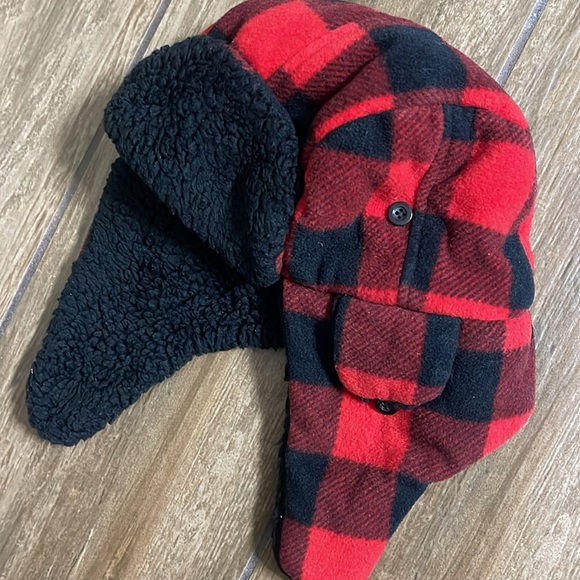 Baby Gap Red & Black Buffalo Plaid Trapper Hat in size Medium/Large - Picture 2 of 7